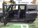 お支払い総額は、千葉県内でのお乗り出し価格になります(車庫証明取得費用・希望ナンバー・オプション費用は含まれておりません)。千葉県外のお客様には+11,000円別途