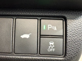 運転席からもパワーゲートの操作ができますので、便利ですね