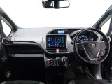 見通しのよいすっきりとした視界で、誰でも運転しやすいです。運転のしやすさは疲れにくさにも繋がりますよ♪