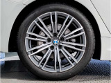 ★全国納車可能!★15年連続BMW販売台数全国TOPの信頼と実績!★お勧めの1台!早い者勝ちです!★詳細はBPS六甲アイランド店【フリーダイヤル:0078-6002-404284】迄お気軽に♪★