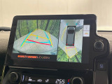 【パノラミックビューモニター】専用のカメラにより、上から見下ろしたような視点で360度クルマの周囲を確認することができます☆死角部分も確認しやすく、狭い場所での切り返しや駐車もスムーズに行えます。