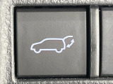 【パワーバックドア】スマートキーや運転席のボタンを押すだけでリアゲートが自動で開閉します!荷物を持っている時や、高い位置にあるバックドアを閉める際に便利な機能です♪