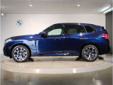 【BMWのxDrive】xDriveはいかなる状況下でも安定した走りを実現しています。 これによりストレスなく運転できることはもちろんのこと、安全性能も向上しています。