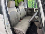 運転席シート廻りは使用感も少なく、良好な状態となっています。丁寧に使われていたことがよくわかりますね。