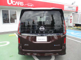 万が一のトラブルにも、全国の3000ケ所の日産サービス工場で修理可能!!年間走行距離無制限、バッテリーも保証対象です!