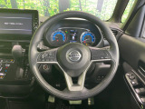 【ステアリングスイッチ】運転中、前方から目線をそらすことなく、オーディオ等の操作が可能な便利機能!安心&快適なドライブを演出してくれます♪