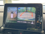 【アラウンドビューモニター】専用のカメラにより、上から見下ろしたような視点で360度クルマの周囲を確認することができます☆死角部分も確認しやすく、狭い場所での切り返しや駐車もスムーズに行えます。