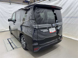 走りにこだわりながら収納力も持ち合わせたお車です。