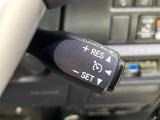 【クルーズコントロール】高速道路もラクラク走行。アクセルを離しても一定速度で走行ができ、長距離運転時の負担を軽減!加速・減速も簡単なスイッチ操作で調整できます。