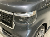 LEDヘッドライトは、点灯の瞬間から最大光量を発揮し、突然暗くなるトンネルなどでの安定感を高めます。