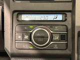 車内空調は&rdquo;AUTOエアコン&rdquo;にお任せ。運転に集中出来ますよ!