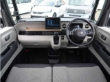 【ディスプレイオーディオ】Apple CarPlay/Android Auto対応で、8インチ高画質HDモニターを搭載したディスプレイオーディオ