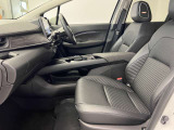 【車内ルームクリーニング済】専門スタッフにより車内はきれいにルームクリーニングを行っております。