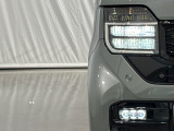 夜間走行や暗いところでの視認性を高める、LEDヘッドライト搭載、しっかり明るく照らしてくれるので、安心です。