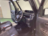 納車前にはプロのメカニックが点検、整備を行いますので安心してお乗り頂けます!!