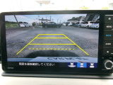 バックが苦手な方も安心のリアワイドカメラ付きです。