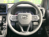 【純正革巻きステアリング】上質な革を使用することで、手にしっかり馴染みとても運転しやすいハンドルです♪