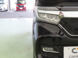 LEDヘッドライトは、点灯の瞬間から光量を発揮し、突然暗くなるトンネルなどでの安定感を高めます。