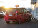 メーカー保証継承なのでR12年3月までの長期保証。全国2000ヶ所の日産サービス工場で対応可能!遠方の方もお近くの日産で保証を受けられます。
