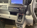 運転席周りも、雰囲気がいいでしょう。