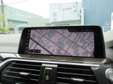 タッチパネルナビとなります。スマホのように使用できます。