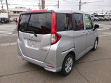 トール 1.0 X 4WD 