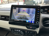 バックカメラ付きで駐車の際も安心です。