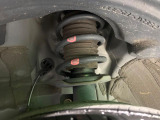 お車を安心してお乗りいただく為には、足回りの定期点検が欠かせません。サービスサポート(有償保証)では無料点検もご提供しており、安心のカーライフをお過ごしいただけるサポート体制が整っています。