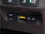 ◆ETC◆有料道路を利用する際にスムースに通過でき、わずらわしい料金支払いから開放されます!今や無いと不便に感じるほど必需品の装備ですね♪