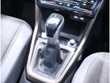 認定中古車は、納車前に専用の機械を使用して71項目の点検を行っております。