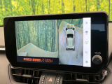 【パノラミックビューモニター】専用のカメラにより、上から見下ろしたような視点で360度クルマの周囲を確認することができます☆死角部分も確認しやすく、狭い場所での切り返しや駐車もスムーズに行えます。