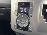 【左右独立型フルオートエアコン】運転席と助手席でそれぞれお好みの温度に設定可能。同乗者にも配慮した、快適な空調をお届け致します。