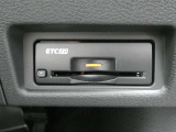 高速の料金所で、小銭を探さず楽々通過できる『ETC』で快適にドライブ出来ます。また、マイレージ登録で更にお徳にご利用頂けます。詳しくは072-833-1883までお願いします。