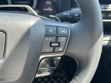 【レーダークルーズコントロール(全車速追従機能付】ミリ波レーダーと単眼カメラで先行車を認識し、車速に応じた車間距離を保ちながら追従走行を支援します。