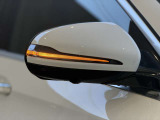 納車前整備は、メルセデスベンツ国際認定メカニックによる最新の検査ライン等の施設が充実した当社工場で入念に行います。メルセデス・ベンツの定める厳しい基準をクリアしたお車のみをご案内させて頂きます。