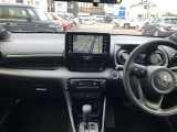 シンプルながら機能性あふれる運転席廻りです。視界性もよく、運転しやすいですよ。