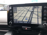 トヨタ純正メモリーナビ装着車。大画面で見やすく使いやすいナビゲーションです。トヨタ純正ならではの、シンプルで簡単操作です。