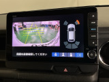 バックモニター付きで車庫入れも安心【カメラアングルは3パターンから選べます】知らない道でも安心して楽しくお出かけができます