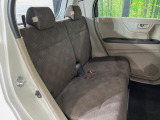 運転席シート廻りは使用感も少なく、良好な状態となっています。前オーナー様が丁寧に使っていたことがよくわかりますね。