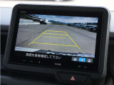 【バックカメラ】駐車が苦手な方でも安心してお乗りいただけます。リバース連動で画面が切り替わるのでとっても便利です。