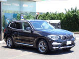 BMW在庫保有台数常時100台以上!ご来店の際はBMW本店(厚木市下荻野140-1)にご来店ください!弊社自慢の全天候型ショールーム!BMW在庫保有台数常時100台以上ございます!