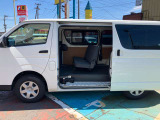 当店では、自社で仕入れした厳選車両を、多数展示しております。リーズナブルなお車を多数在庫しております。掘り出し物を探しにいらしてください。