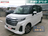 この車両は、ご成約時に当社指定の新品タイヤ4本と交換いたします。ブラックマイカメタリック/パールホワイトIIIツートンのルーミーカスタム入荷しました。
