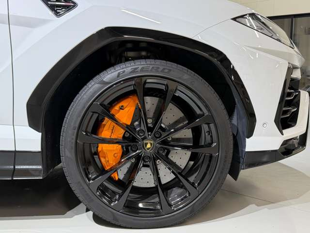 ランボルギーニ ウルス 4.0 4WD の中古車詳細 (19,000km, Bianco