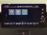 純正スマートナビとバックカメラ付☆bluetoothオーディオでドライブも好きな音楽を聴いて楽しめます。TV視聴も可能です☆