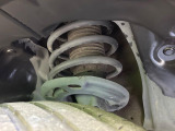 お車を安心してお乗りいただく為には、足回りの定期点検が欠かせません。サービスサポート(有償保証)では無料点検もご提供しており、安心のカーライフをお過ごしいただけるサポート体制が整っています。