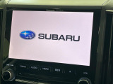 【メーカー純正8型ナビ】インテリアに溶け込むスタイリッシュな「専用設計」メーカーナビを装備♪視認性や操作性など基本性能にも優れ、より上質なカーライフをお楽しみいただけます。