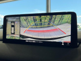 【360&deg;ビューモニター】専用のカメラにより、上から見下ろしたような視点で360度クルマの周囲を確認することができます☆死角部分も確認しやすく、狭い場所での切り返しや駐車もスムーズに行えます。