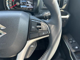 【レーダークルーズコントロール(全車速追従機能付】ミリ波レーダーと単眼カメラで先行車を認識し、車速に応じた車間距離を保ちながら追従走行を支援します。