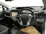 見通しのよいすっきりとした視界で、誰でも運転しやすいです。運転のしやすさは疲れにくさにも繋がりますよ♪
